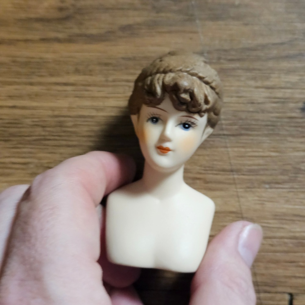 Lot of 3 Vintage Porcelain Doll Head & Parts Yield House, Meg March, Mangelsen - Picture 5 of 12